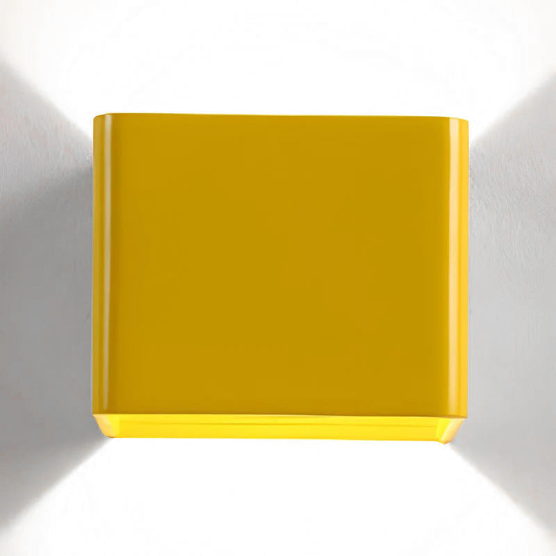 Cubis – Moderne Vierkante Wandlamp met Minimalistisch Ontwerp