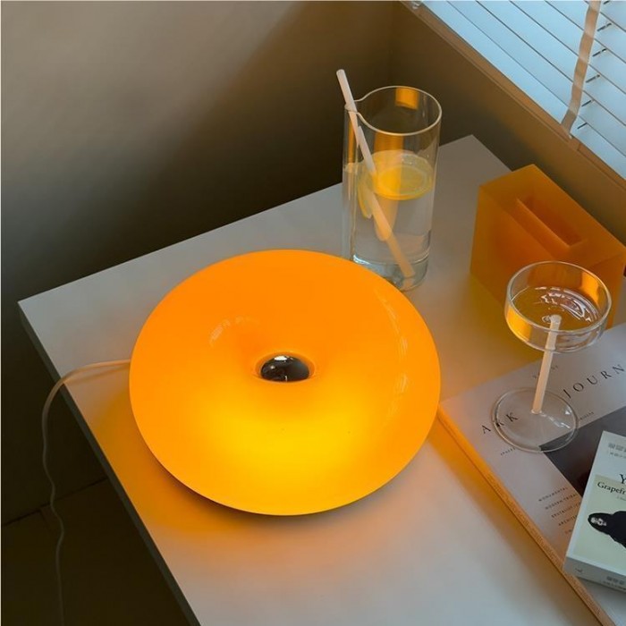 Varmblixt – Bauhaus Donutlamp (Wand & Tafellamp)