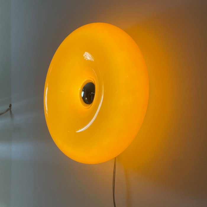 Varmblixt – Bauhaus Donutlamp (Wand & Tafellamp)
