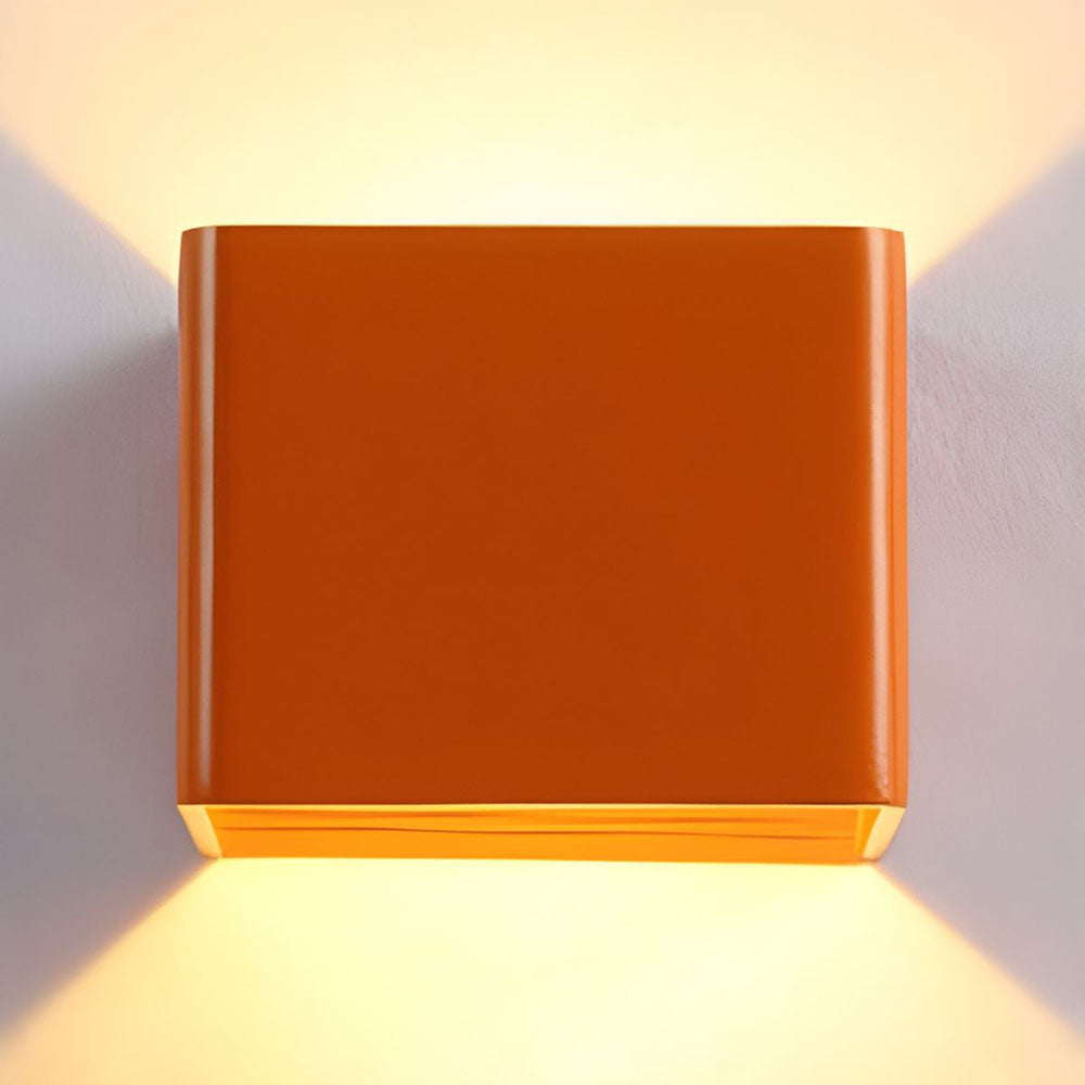 Cubis – Moderne Vierkante Wandlamp met Minimalistisch Ontwerp