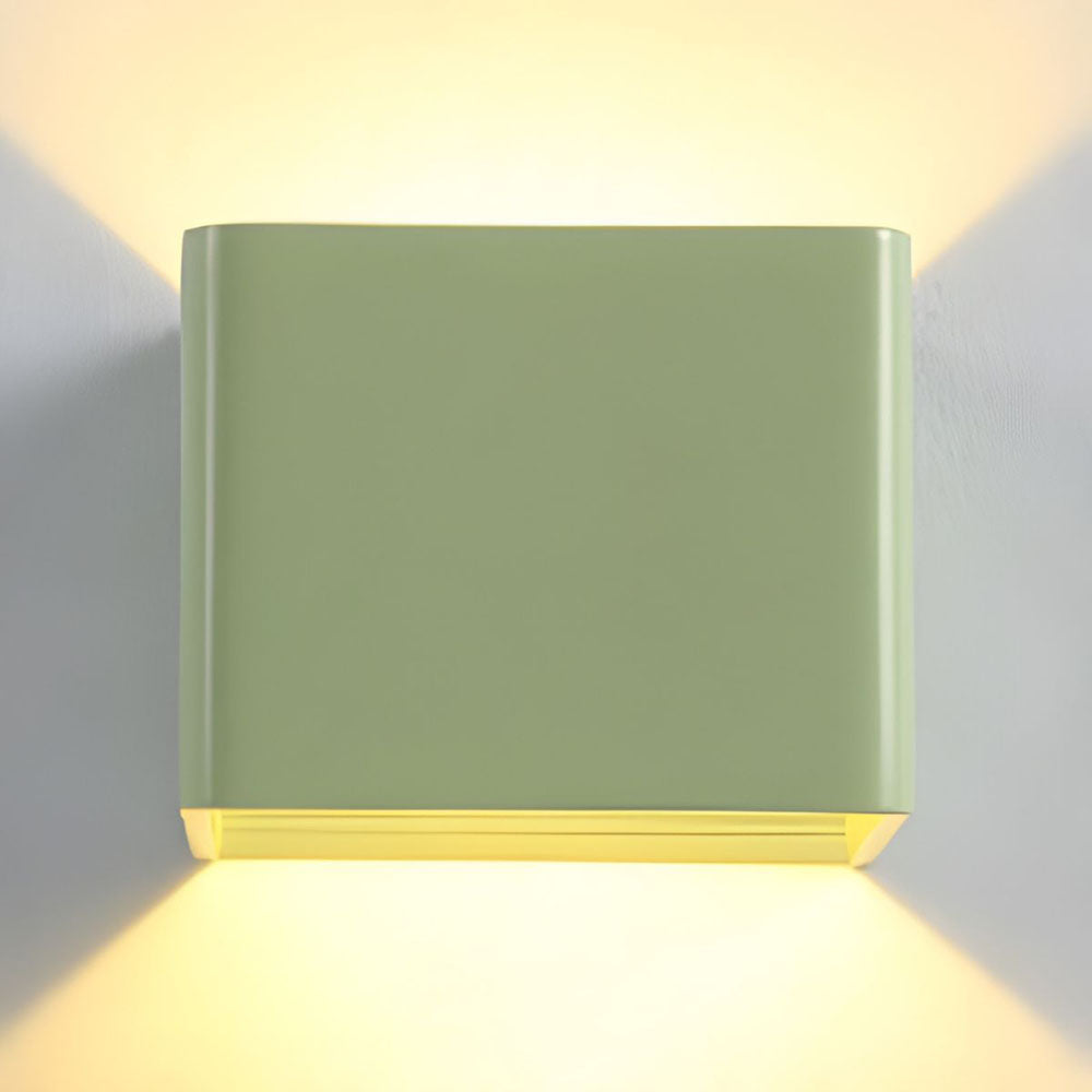 Cubis – Moderne Vierkante Wandlamp met Minimalistisch Ontwerp