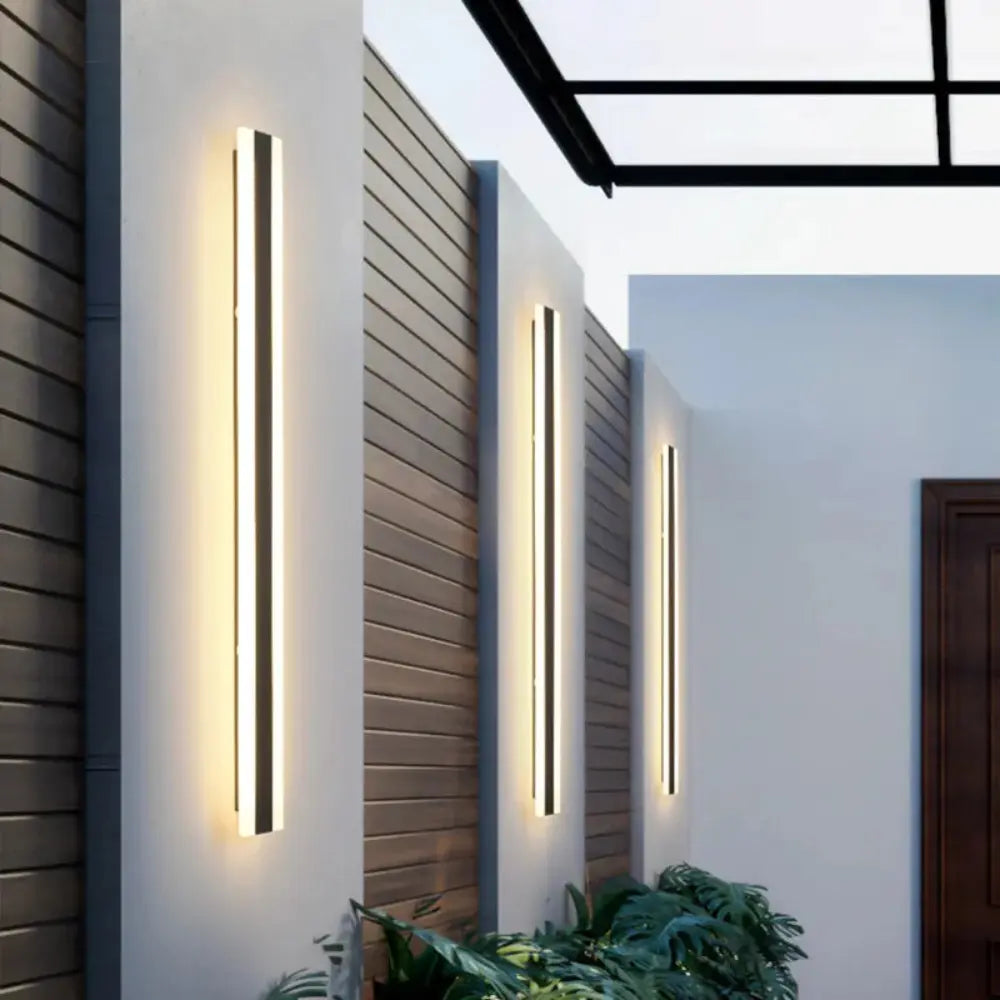 Earthrae - Zwarte IP65 Waterdichte LED Buitenwandlamp met Warm Wit Licht 3000K