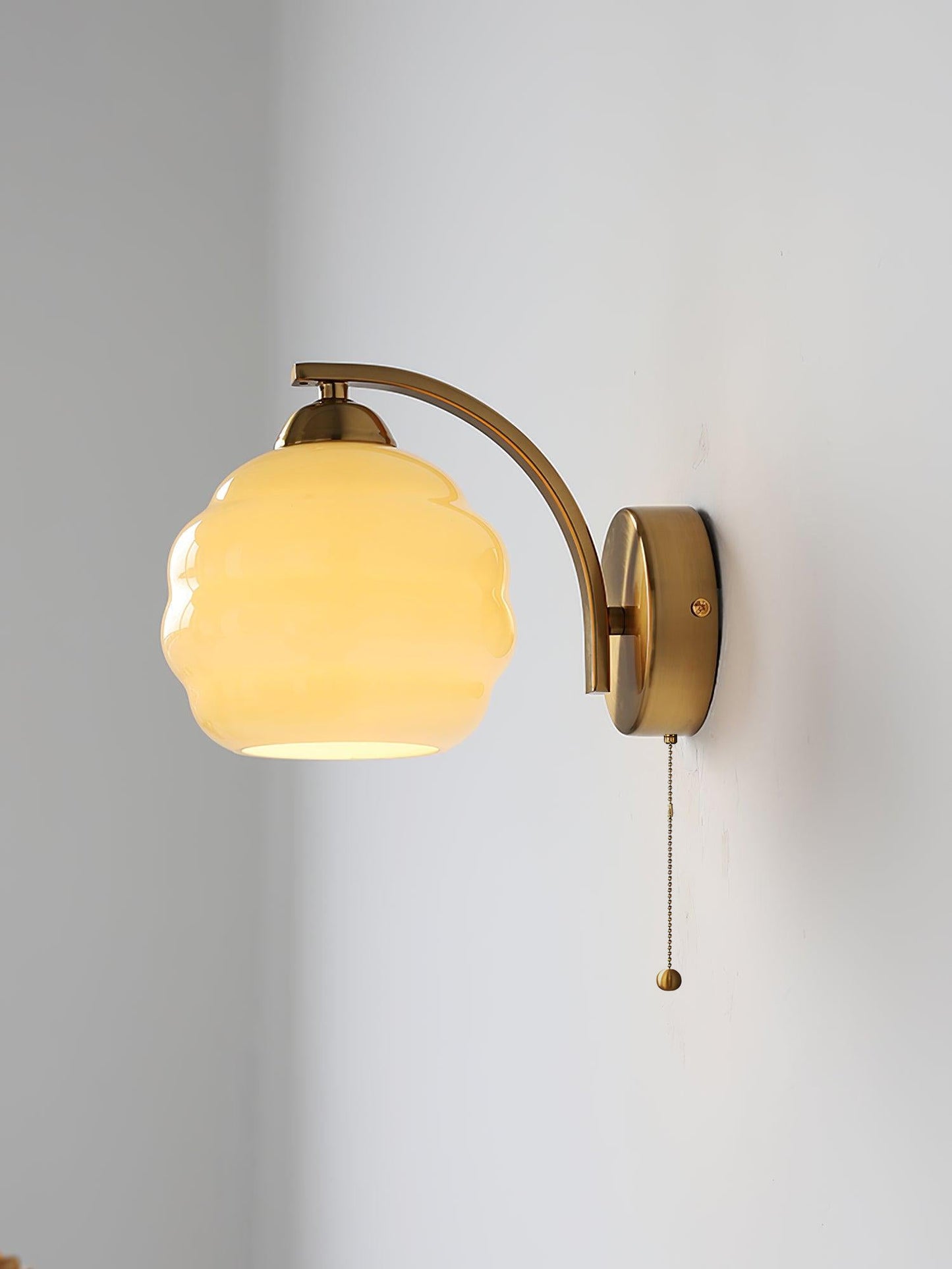 Decora – Art Deco Wandlamp in Goud of Chroom