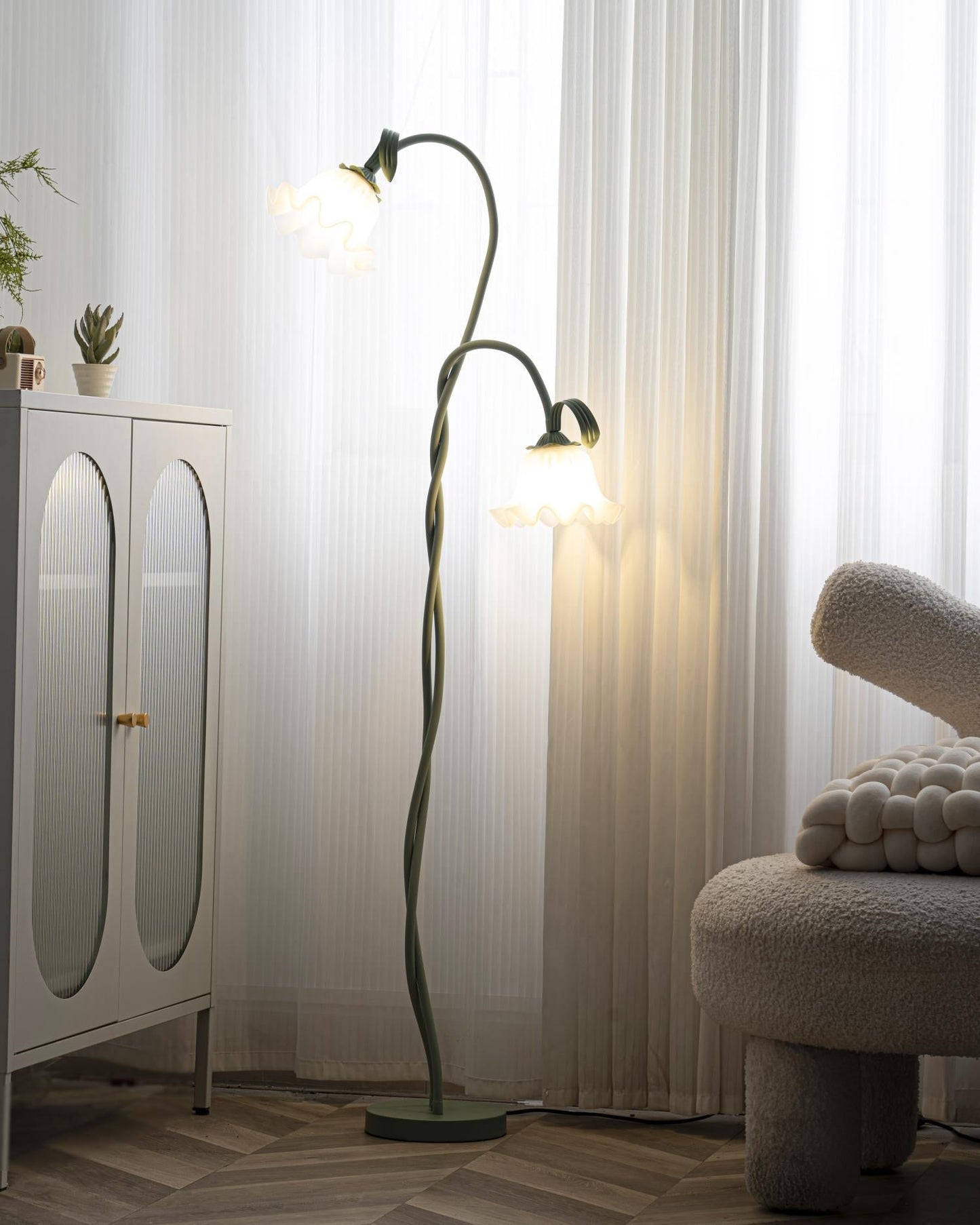 Calla – Bloemen Vloerlamp (Artistieke Staande Lamp, E27 LED)