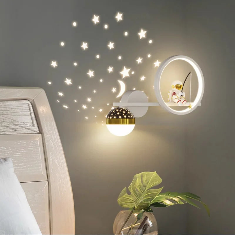 Lawnora – KinderLicht Wandlamp voor de Kinderkamer met Sterrennachtlicht