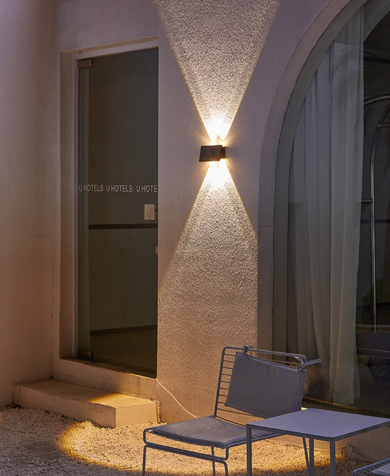 Glowess - SolarRay Zonne-Muurlamp Met Modern Waterdicht Ontwerp Voor Buitenverlichting