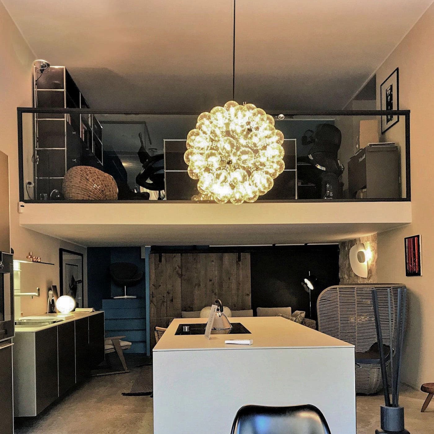 Brillence - Artistieke Hanglamp Met Zachte Sfeerverlichting