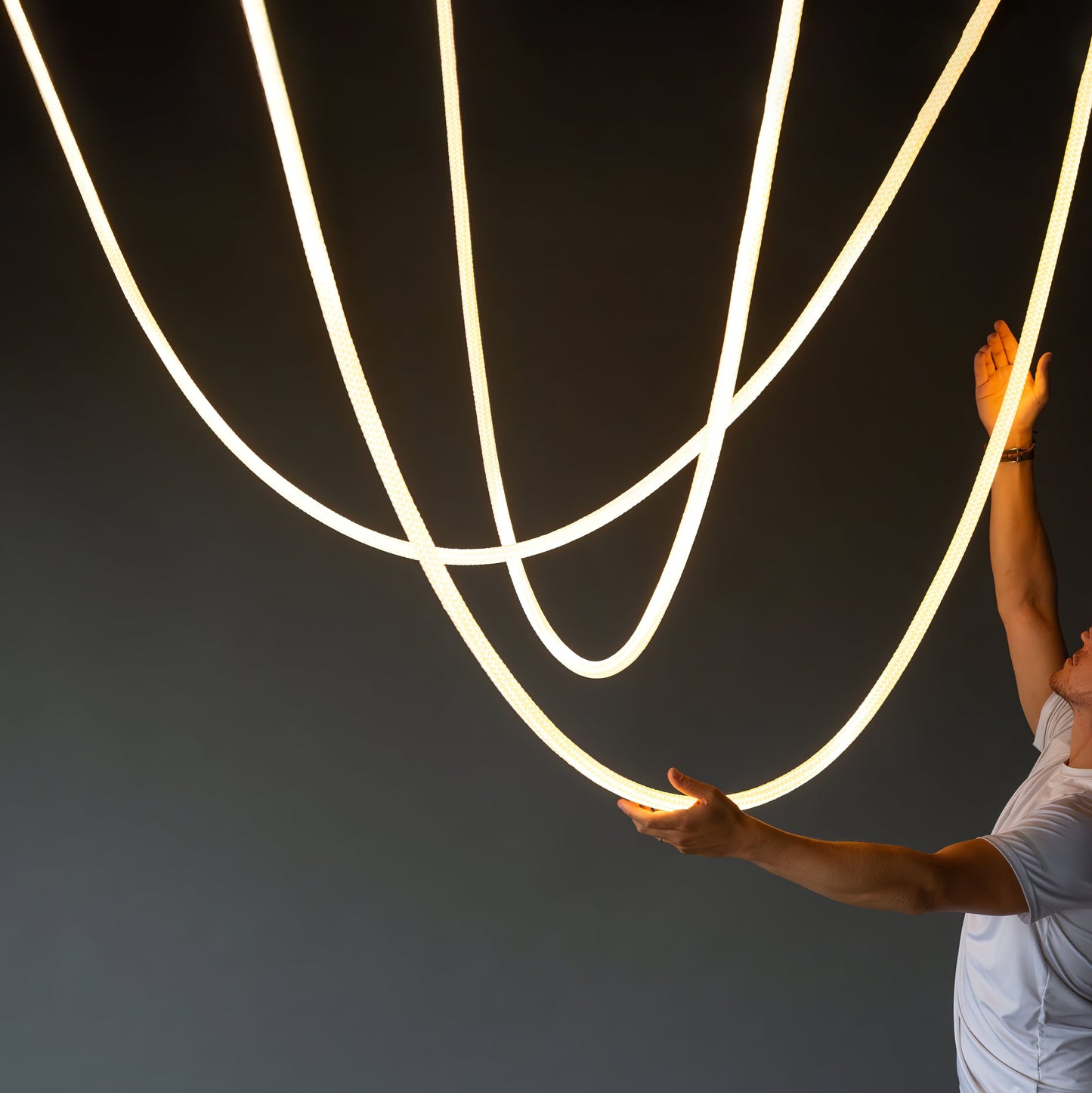 Veralux - Elegante Flex LED Hanglamp Voor Moderne Interieurs