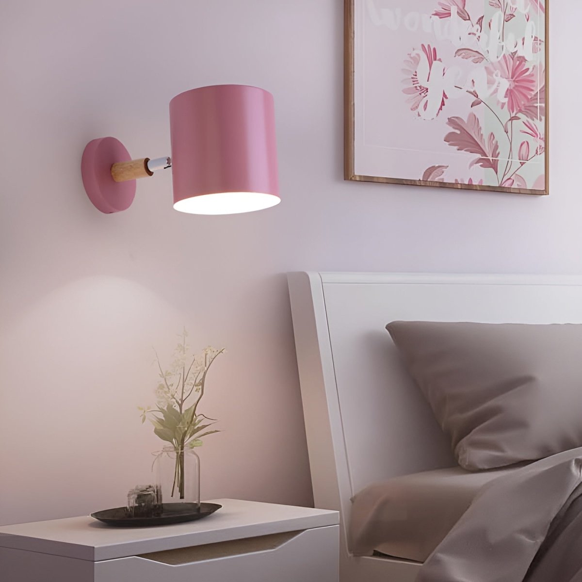 Auri – Verstelbare Pastel Wandlamp (Scandinavisch Ontwerp, Houtaccent)