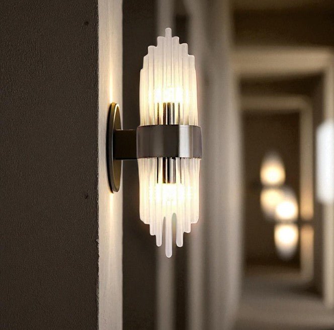 Auro – Moderne Kristallen Wandlamp (Roestvrijstaal, Goud & LED)