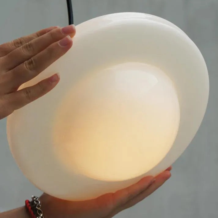 BrillLuma – Vintage Melkglas Hanglamp met Geometrisch Design