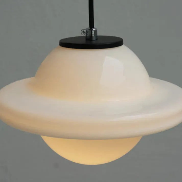 BrillLuma – Vintage Melkglas Hanglamp met Geometrisch Design