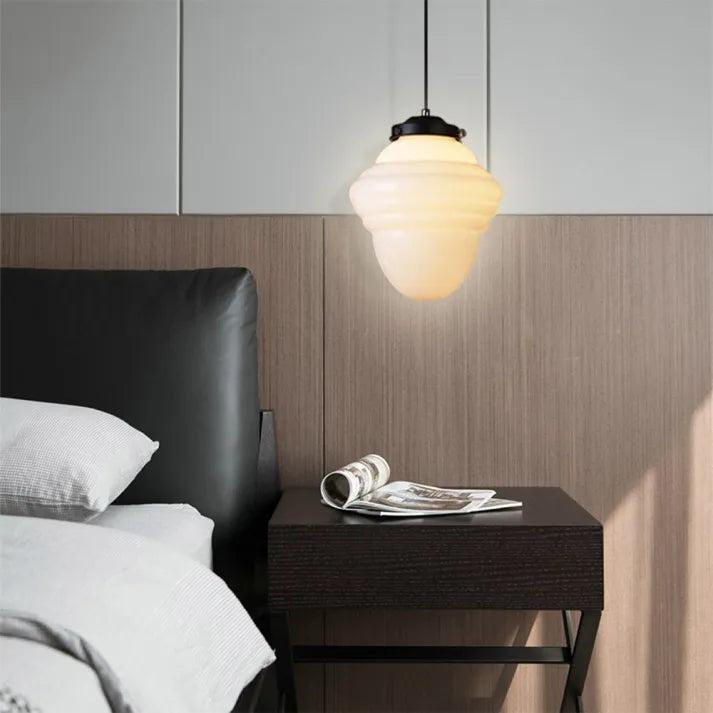 BrillLuma – Vintage Melkglas Hanglamp met Geometrisch Design