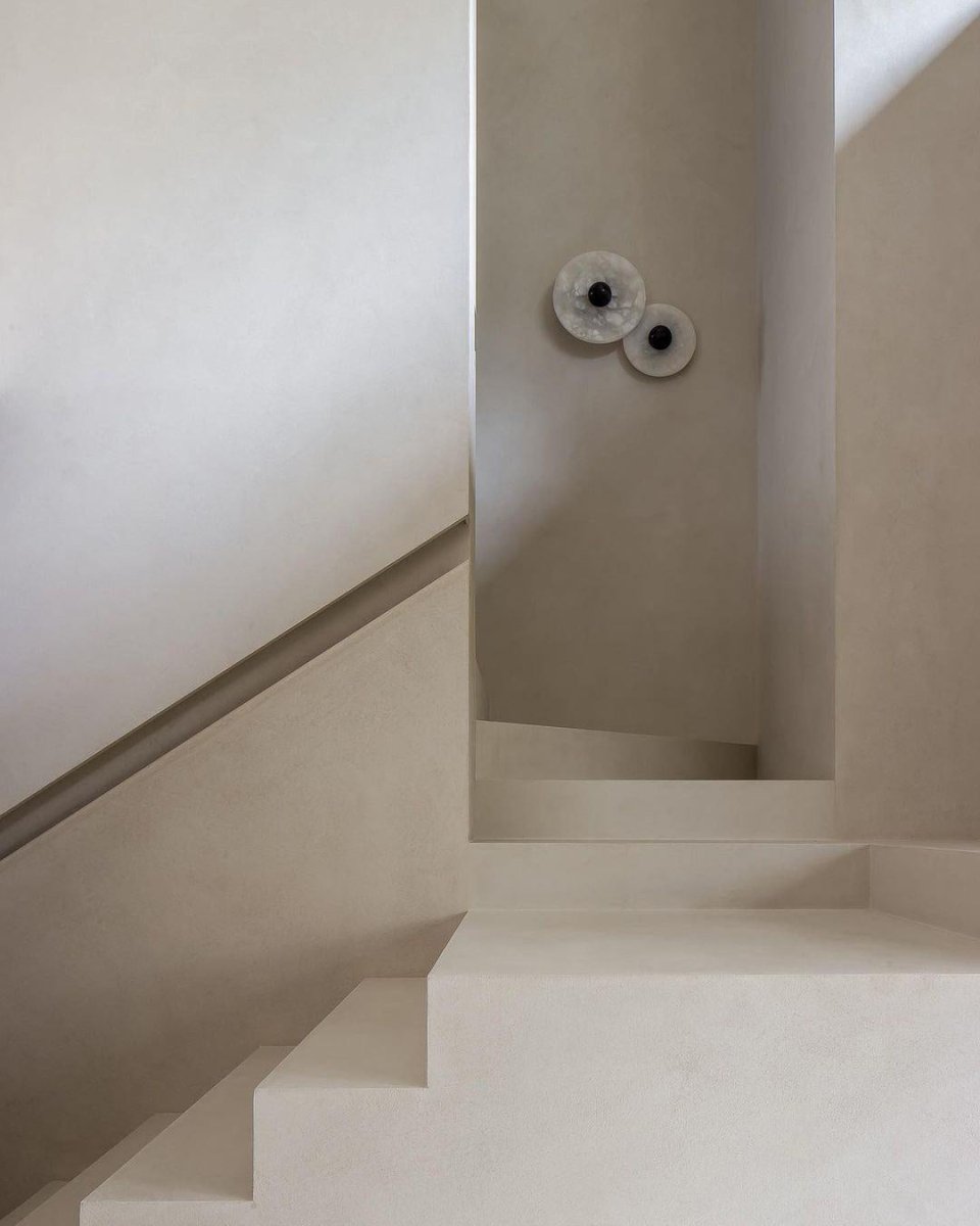 Moonlux - Minimalistische Ronde Albasten Wandlamp Voor Sfeervolle Gloed